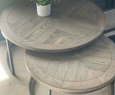 Nest coffee tables