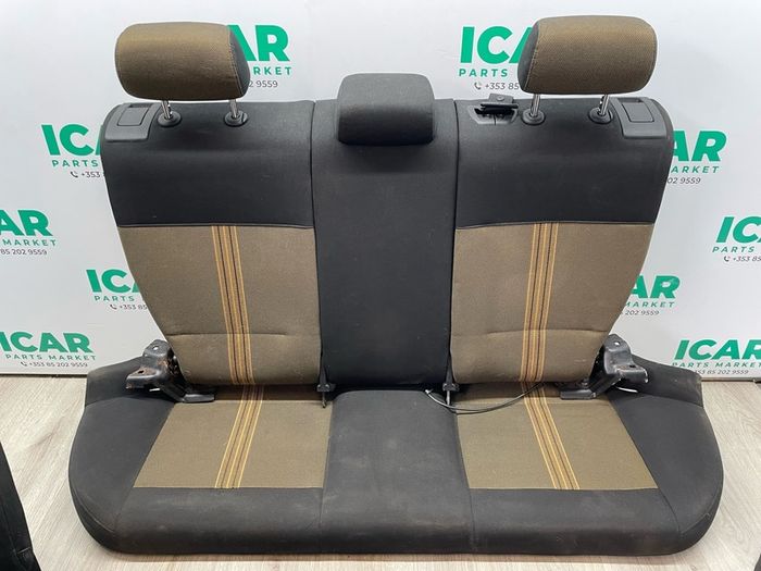 BMW X1 Sport Seat Set