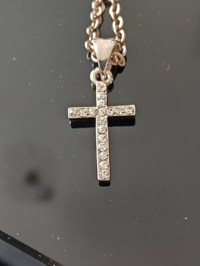nice cross on chain
