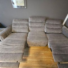 Electric recliner sofa