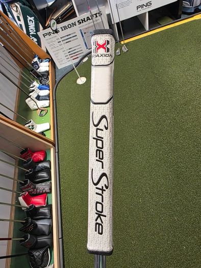 Scotty Cameron Select Newport 2 Putter 35"