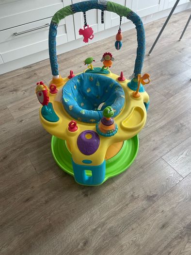 Baby activity centre