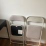 2x foldable chairs Image 3