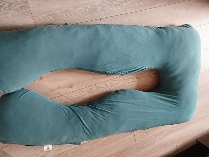 Pregnancy pillow