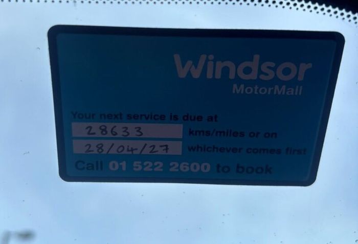 2025 Nissan LEAF SV 62kWh Cold Pack - Only15,800km