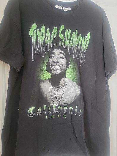 Tee Shirt