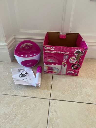 Karaoke speaker