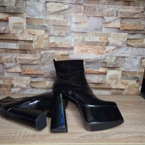 Black Chameleon Waterproof Ultra High Platform Ankle Boots, size 40