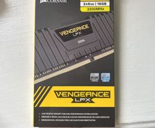 corsair vengeance lpx