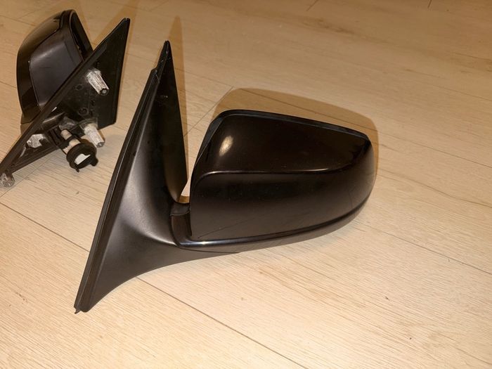 bmw f10 f11 mirrors selling as a set