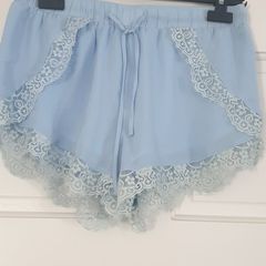 lace shorts