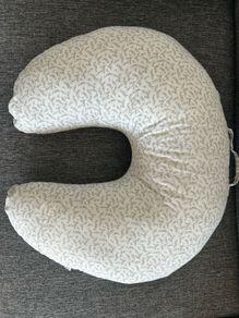 Mamas and Papas nursing pillow