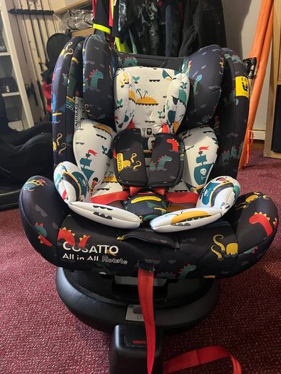 Cosatto car seat