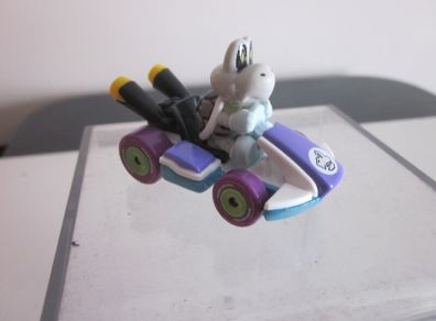 Hot Wheels GBG 26 Mario Kart 1:64 Die-Cast Dry Bones