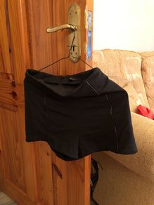 River island size 8 shorts