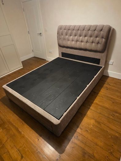 Harvey Norman Duval Regency King Bed - 4 Drawers - Oyster