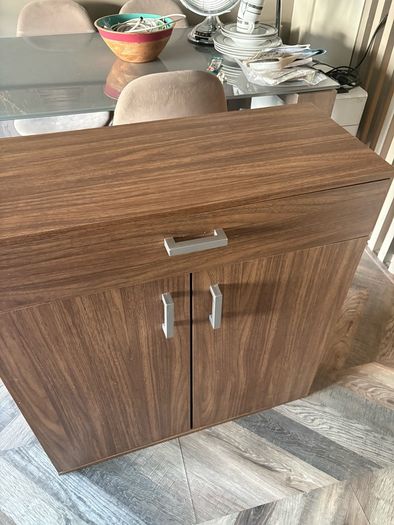 sideboard