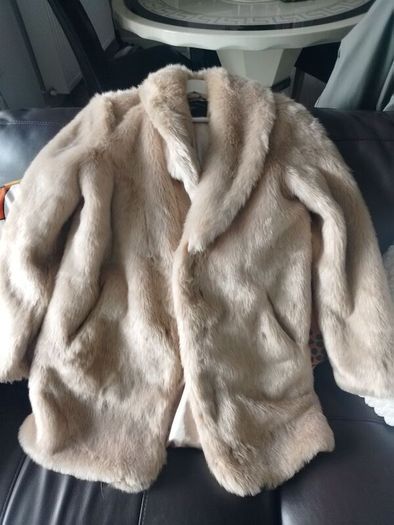 Dorothy Perkins fur coat