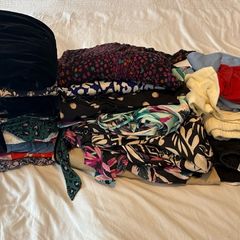 Bundle of Women's Clothes (mix sizes - mostly XXL)