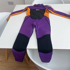 Girl's Osprey wetsuit .