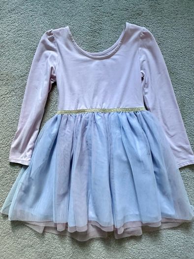 Brand New Disney Frozen Dress size 6-8