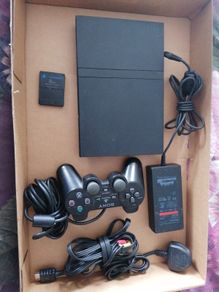 playstation 2 Slim in great condition with controller
