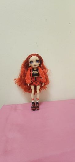 Rainbow High Fashion Doll Winter Break Ruby Anderson With Snowboard