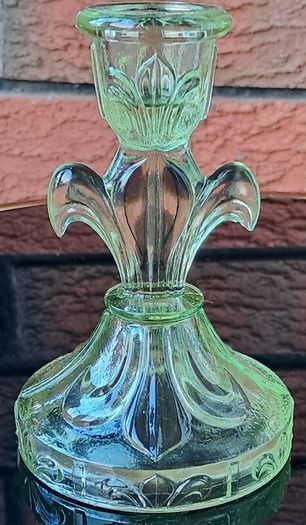 Art Deco 5 x Piece Uranium Glass Vanity Set