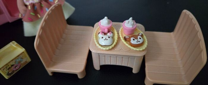 sylvanian families donut cart