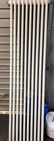 Vertical radiator