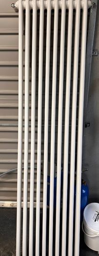 Vertical radiator