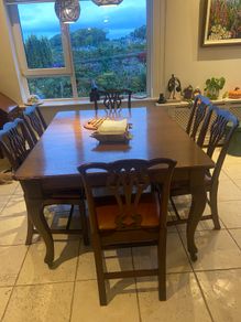 Antique Dining Room Table (Additional 3 leaves) and 8 chairs (Including 2 carvers)