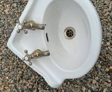 Shires corner wash hand basin.