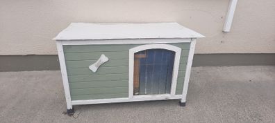 Dog Box