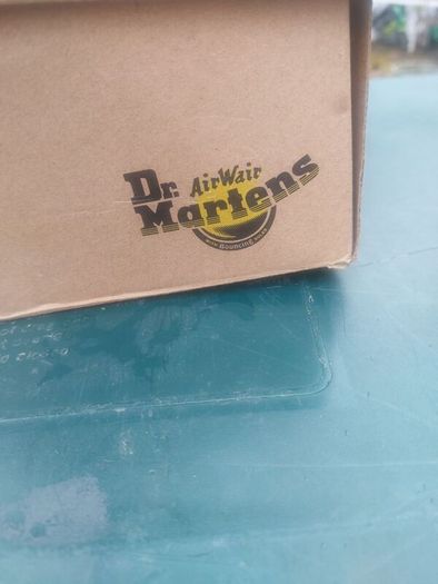 New Dr Marten boots (post included)