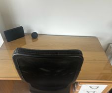 Office chair and Table