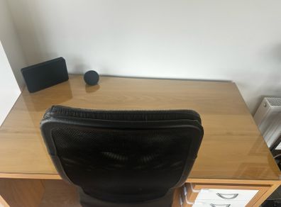 Office chair and Table