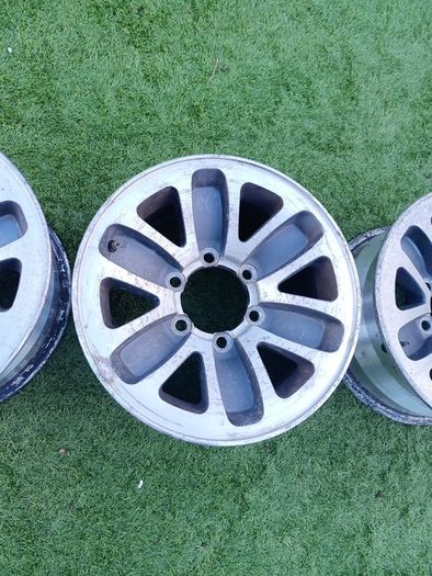 Mitsubishi Pajero alloy