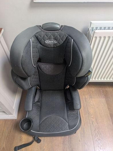 2 High Back booster car seats