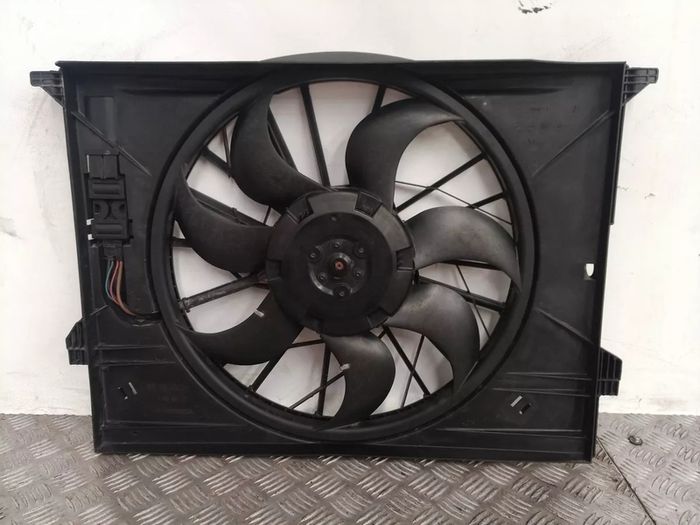 mercedes electric fan