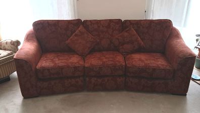 Sofa in 3 pieces- Open to Offers - versatile configuratuon