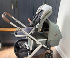 Vista Uppababy V2 (Emmett) Full Bundle with Double Adapters & Extras
