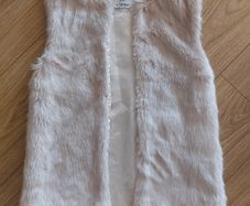 Brand new fur gilet - size 10-11 years
