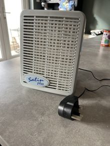 Salin Plus Salt-Filter Hole Air Purifier