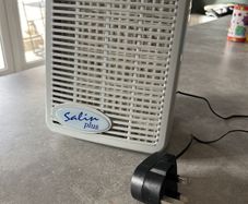 Salin Plus Salt-Filter Hole Air Purifier