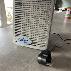 Salin Plus Salt-Filter Hole Air Purifier