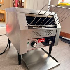 Banks conveyor toaster