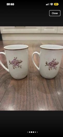 A Pair of Vintage Mugs