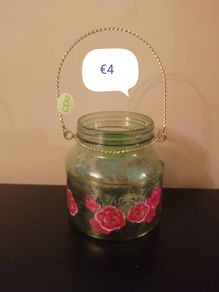 Green flower t light holder