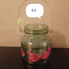 Green flower t light holder